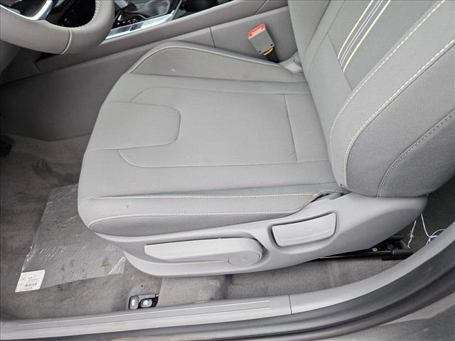new 2025 Hyundai Elantra car, priced at $26,658