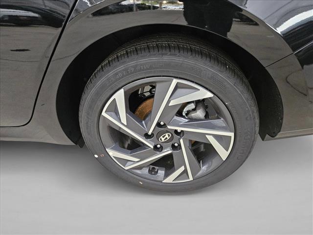 new 2025 Hyundai Elantra car, priced at $22,193