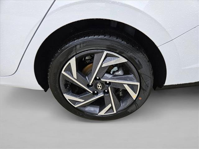 new 2025 Hyundai Elantra car, priced at $23,288