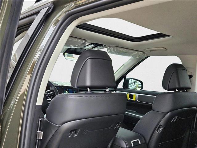 new 2025 Hyundai Santa Fe car, priced at $39,686