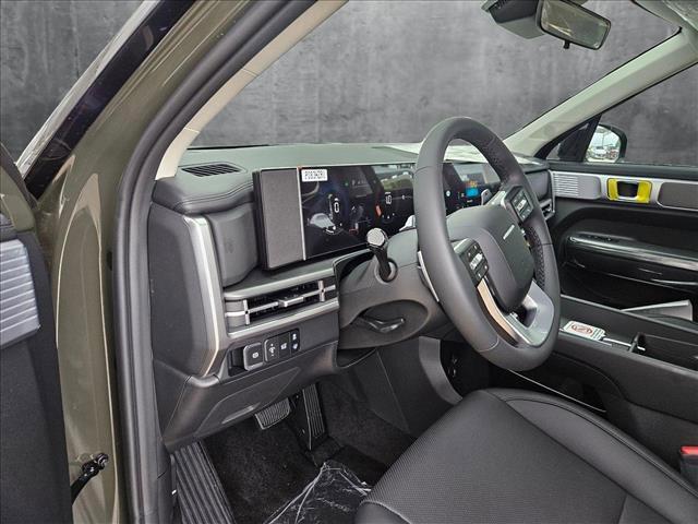 new 2025 Hyundai Santa Fe car, priced at $40,686