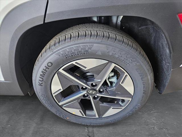 new 2025 Hyundai Tucson car, priced at $32,550