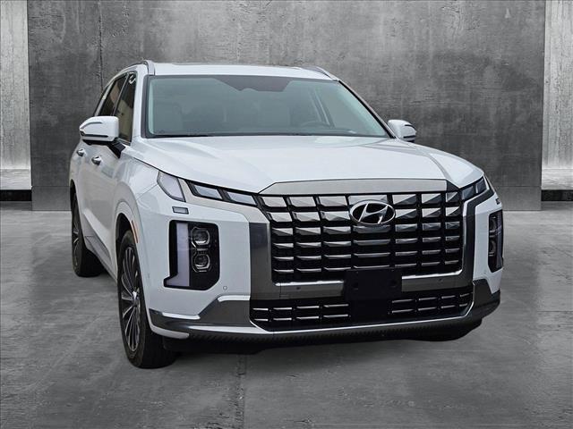 used 2024 Hyundai Palisade car, priced at $44,991