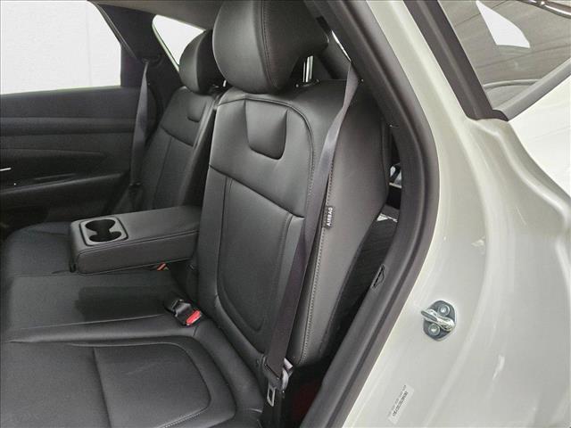 new 2025 Hyundai TUCSON Hybrid car, priced at $36,197