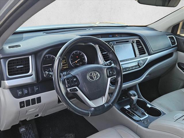 used 2017 Toyota Highlander car, priced at $19,491