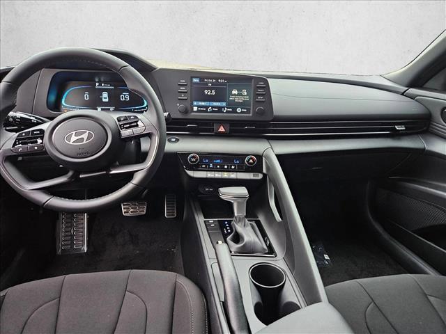 new 2025 Hyundai Elantra car, priced at $23,288