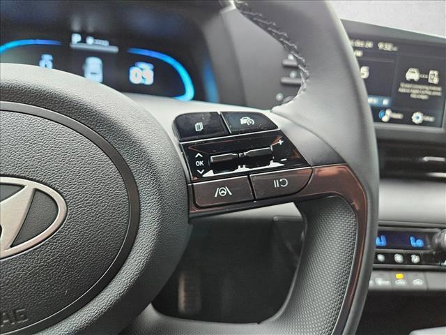 new 2025 Hyundai Elantra car, priced at $23,288