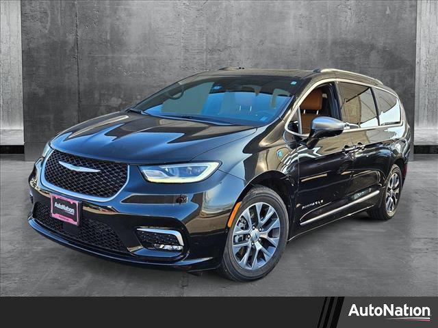 used 2021 Chrysler Pacifica car, priced at $28,991