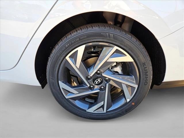 new 2025 Hyundai Elantra car, priced at $25,083