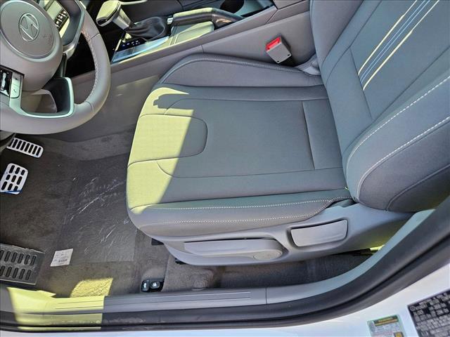 new 2025 Hyundai Elantra car, priced at $25,083