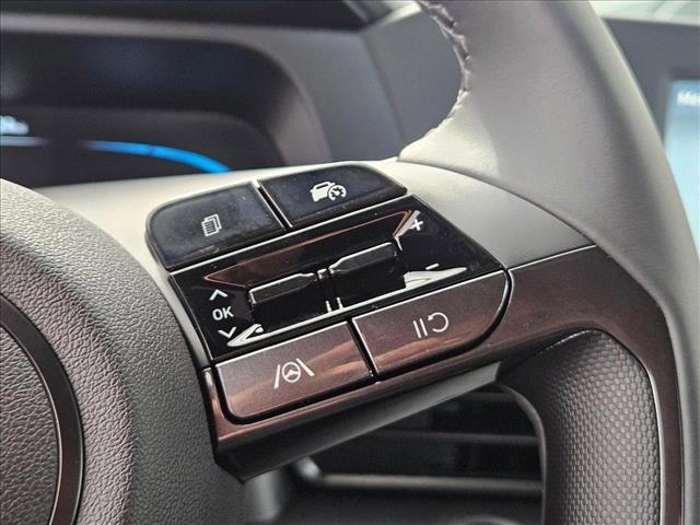 new 2025 Hyundai Elantra car, priced at $25,033