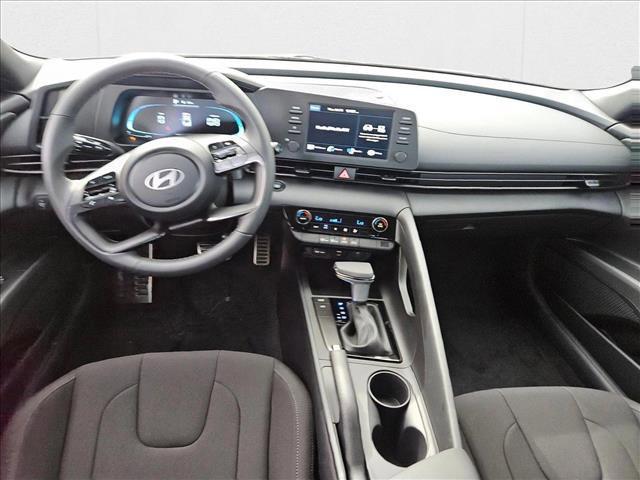 new 2025 Hyundai Elantra car, priced at $25,033