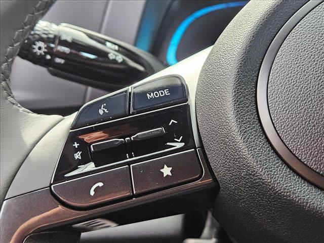 new 2025 Hyundai Elantra car, priced at $25,033