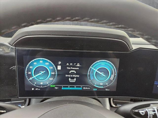 new 2025 Hyundai Elantra car, priced at $28,521