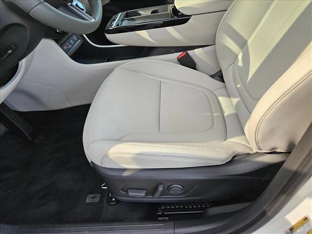 new 2025 Hyundai TUCSON Hybrid car, priced at $41,219