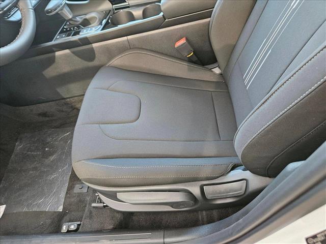 new 2025 Hyundai Elantra car, priced at $29,011