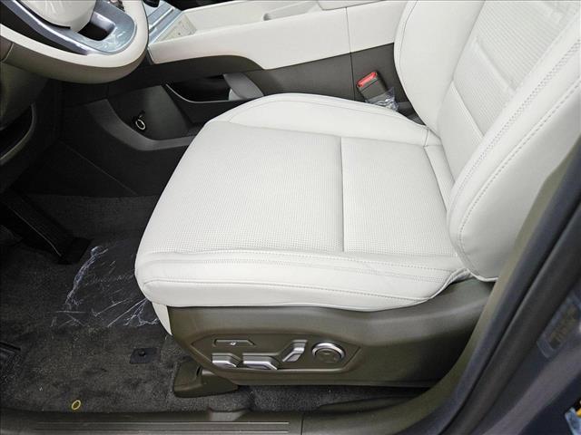 new 2025 Hyundai SANTA FE HEV car, priced at $49,618