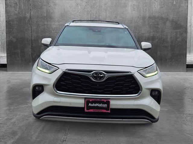 used 2021 Toyota Highlander car, priced at $30,491