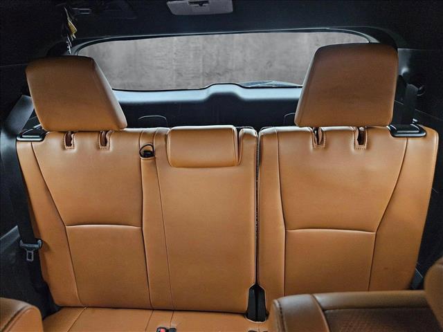 used 2021 Toyota Highlander car, priced at $30,491