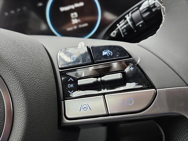 new 2025 Hyundai Elantra car, priced at $28,507