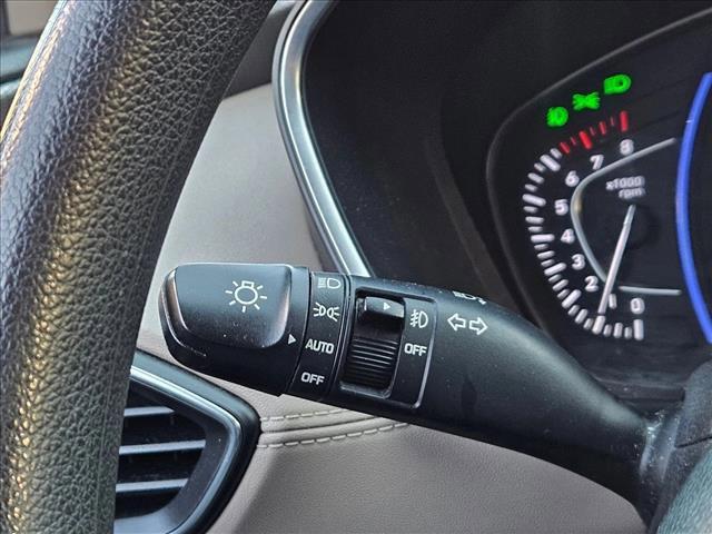 used 2020 Hyundai Santa Fe car, priced at $17,170