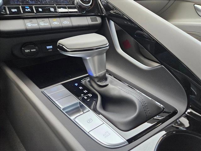 new 2025 Hyundai Elantra car, priced at $28,715