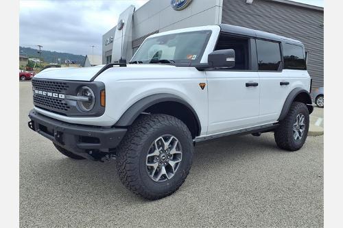 new 2025 Ford Bronco car, priced at $59,315