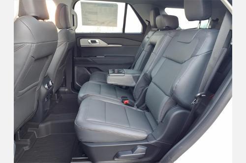 new 2025 Ford Explorer car, priced at $48,305
