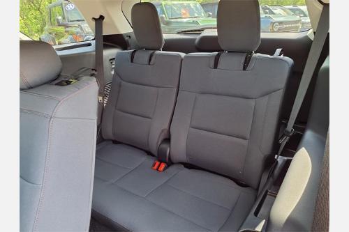 new 2025 Ford Explorer car, priced at $40,436
