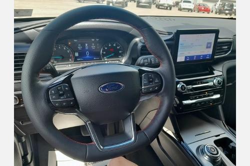 used 2023 Ford Explorer car, priced at $40,427