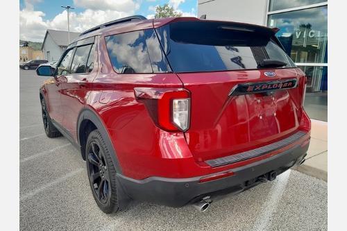 used 2023 Ford Explorer car, priced at $40,427