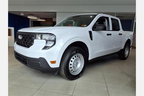 new 2025 Ford Maverick car, priced at $28,768