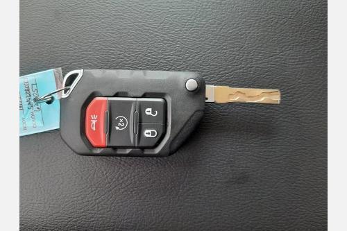 used 2021 Jeep Gladiator car, priced at $38,600