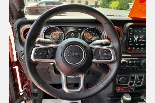 used 2021 Jeep Gladiator car, priced at $38,600