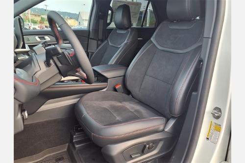 new 2025 Ford Explorer car, priced at $56,415