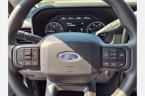 new 2025 Ford F-250 car, priced at $71,290