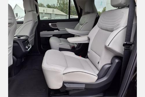 new 2025 Ford Expedition Max car, priced at $91,195
