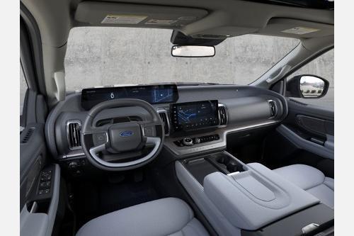 new 2025 Ford Expedition Max car, priced at $93,195