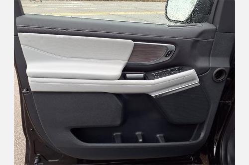 new 2025 Ford Expedition Max car, priced at $91,195