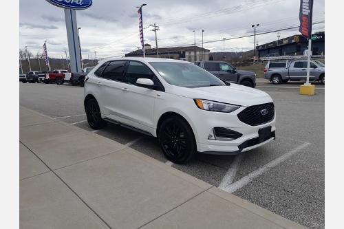 used 2024 Ford Edge car, priced at $37,900