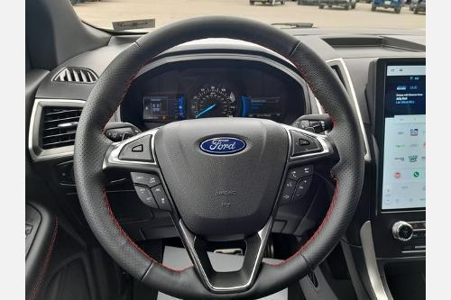 used 2024 Ford Edge car, priced at $37,900
