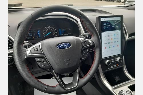 used 2024 Ford Edge car, priced at $37,900