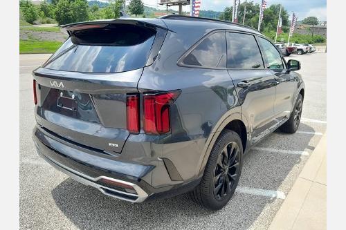 used 2023 Kia Sorento car, priced at $31,603