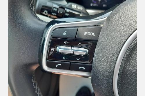 used 2023 Kia Sorento car, priced at $31,603