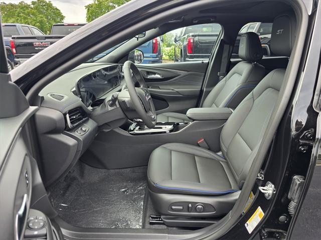 new 2025 Buick Envista car, priced at $28,775