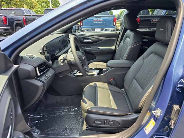 new 2025 Buick Envista car, priced at $29,708