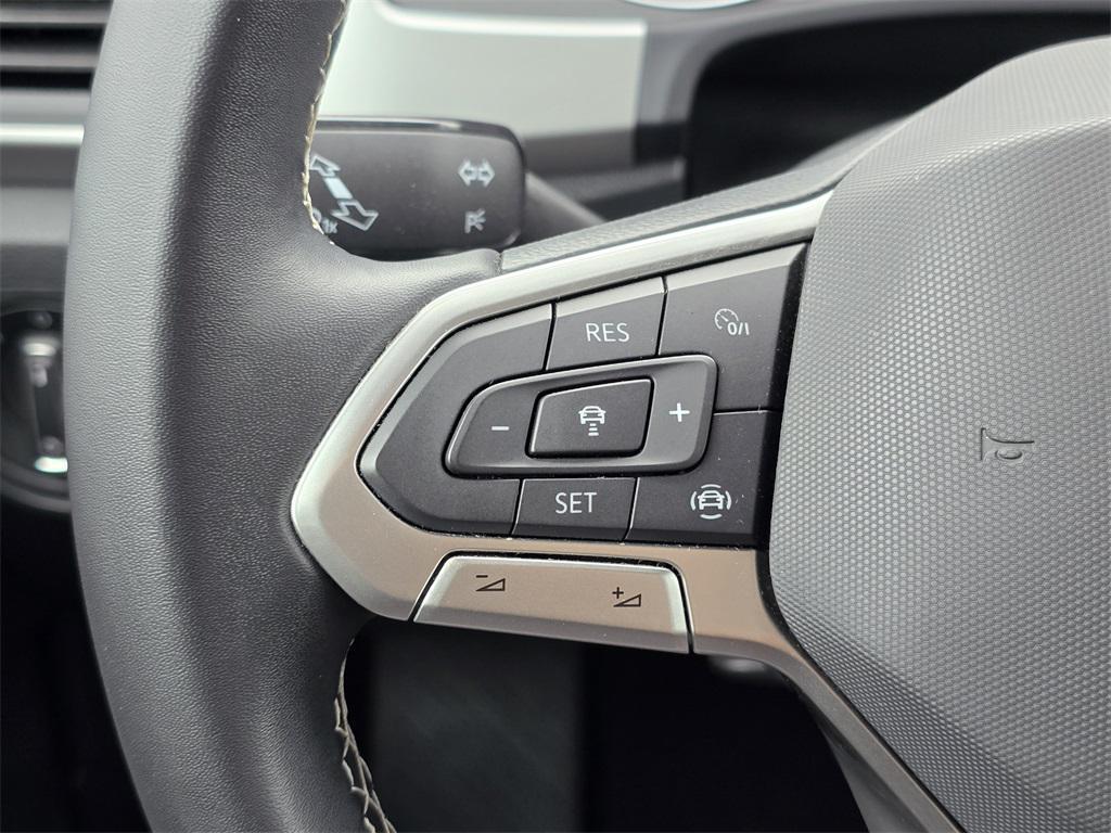 used 2021 Volkswagen Atlas Cross Sport car, priced at $22,500
