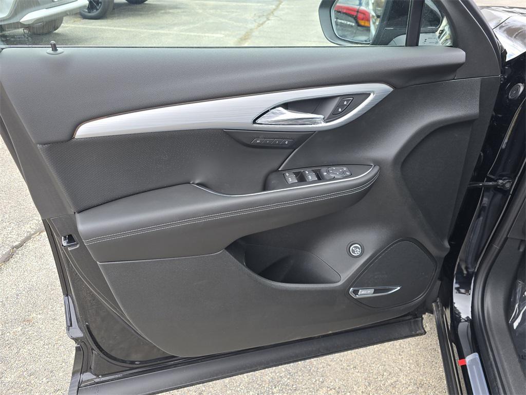 new 2025 Buick Envision car, priced at $43,250
