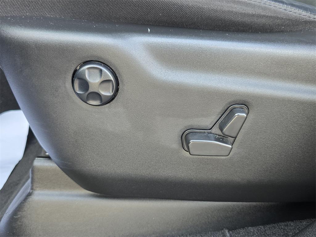 used 2022 Jeep Grand Cherokee car, priced at $26,000