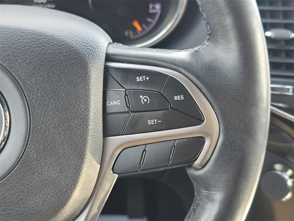 used 2022 Jeep Grand Cherokee car, priced at $26,000